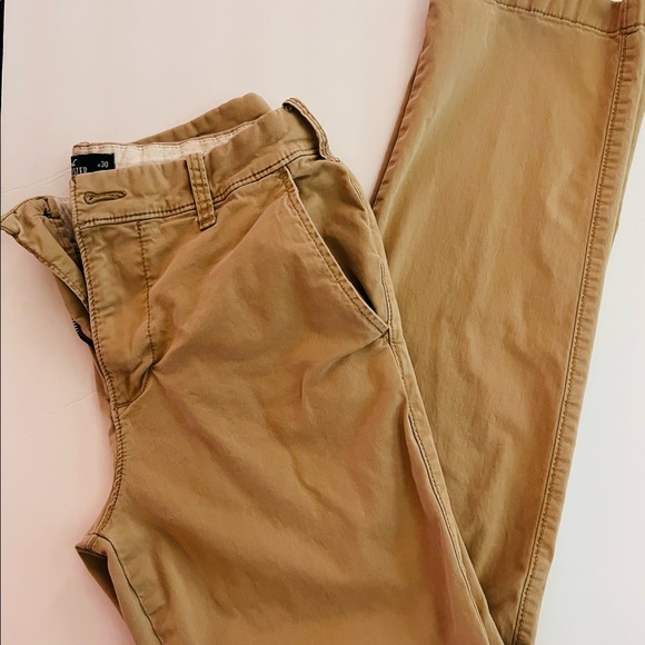Men’s Hollister Khaki pant - Picture 4 of 4